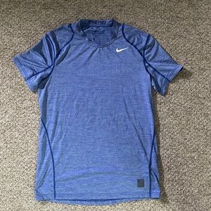 Nike Mens Medium Gym shirt